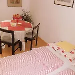 Kestenovi Dvori Apartamento *