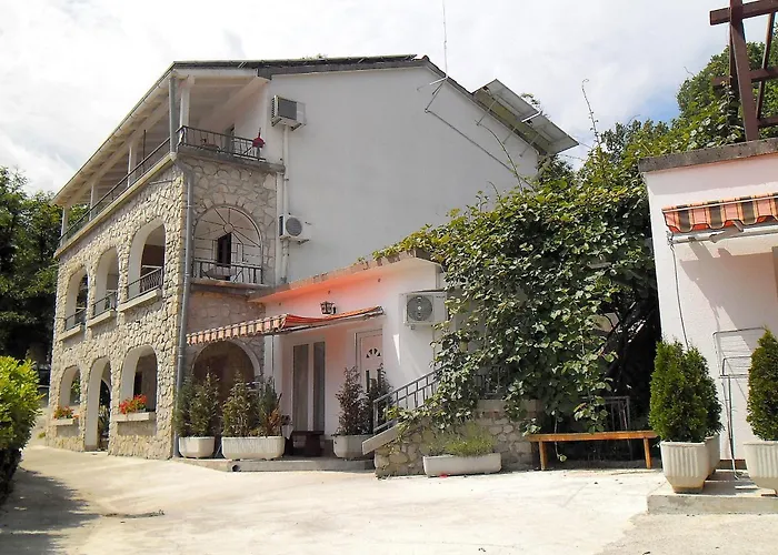 Kestenovi Dvori Apartmán Opatija