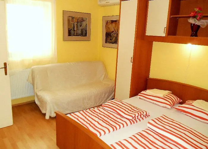 Kestenovi Dvori *