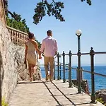 Kestenovi Dvori