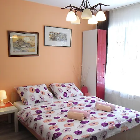 아파트 Kestenovi Dvori 오파티아