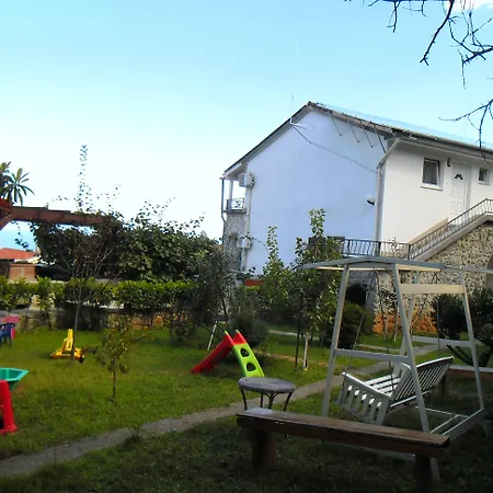 아파트 Kestenovi Dvori 오파티아