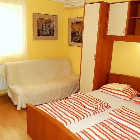 Kestenovi Dvori *