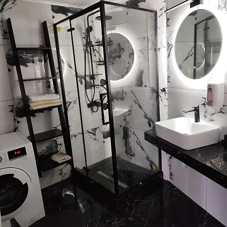 Kestenovi Dvori 아파트 오파티아