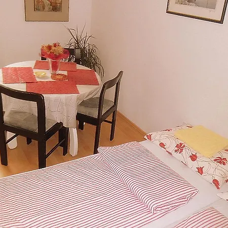 Kestenovi Dvori Apartmán *